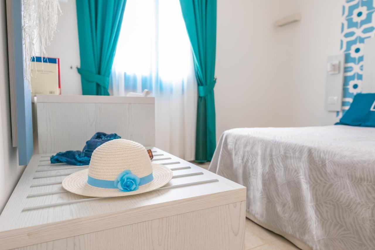 Hotel Magna Grecia Santa Maria di Leuca ภายนอก รูปภาพ