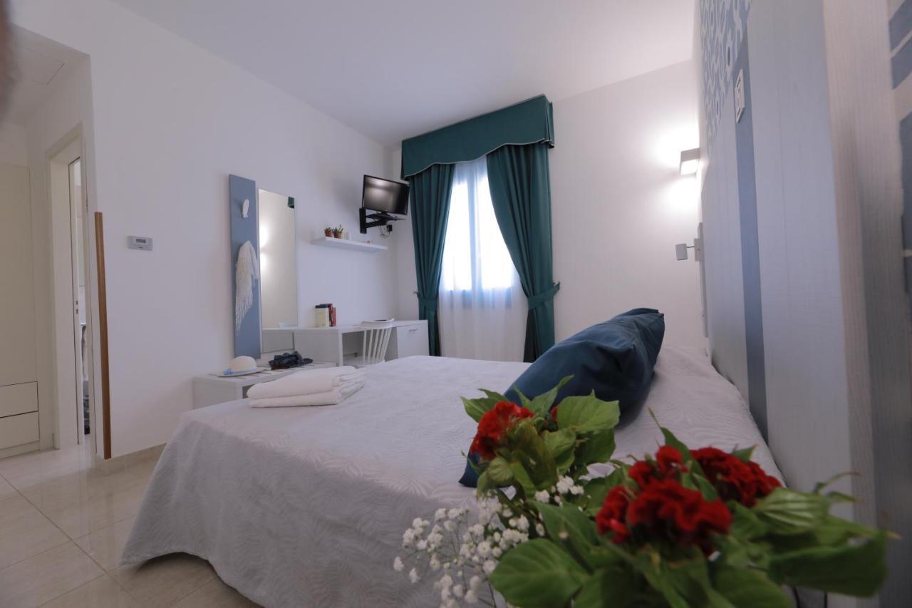 Hotel Magna Grecia Santa Maria di Leuca ภายนอก รูปภาพ